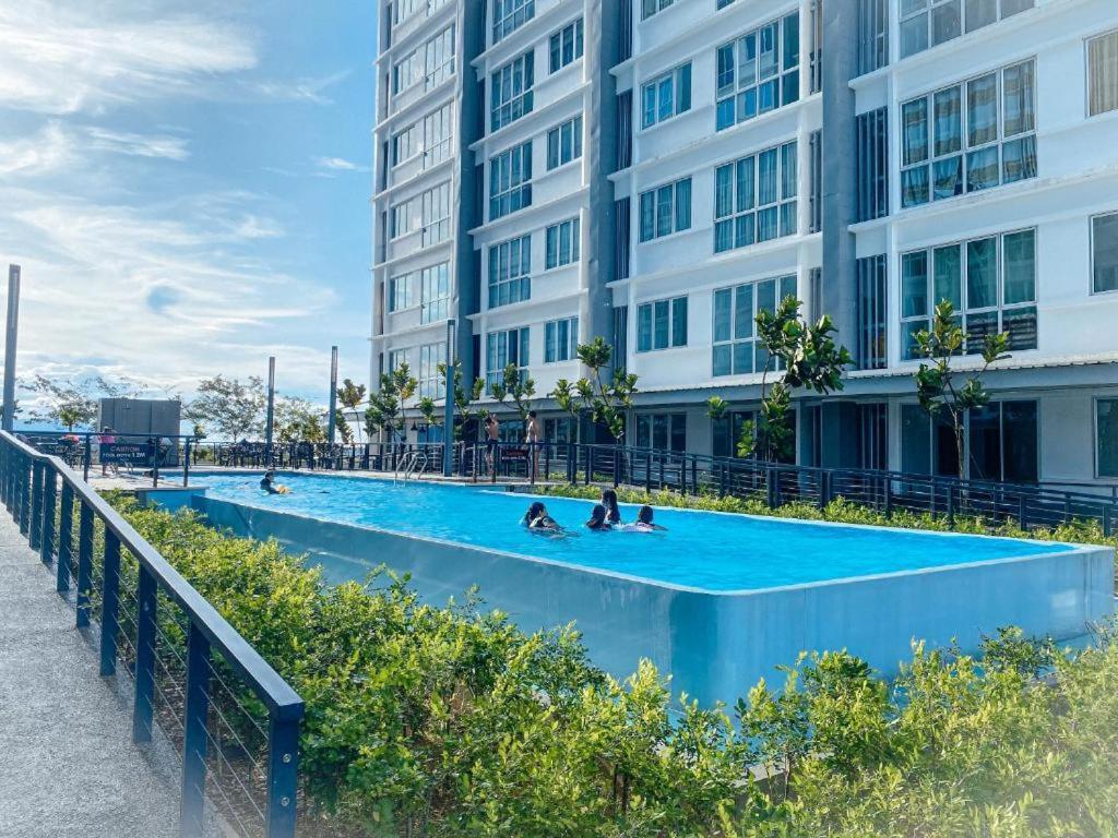 Aina Staycation, Metrocity Kuching Exterior photo